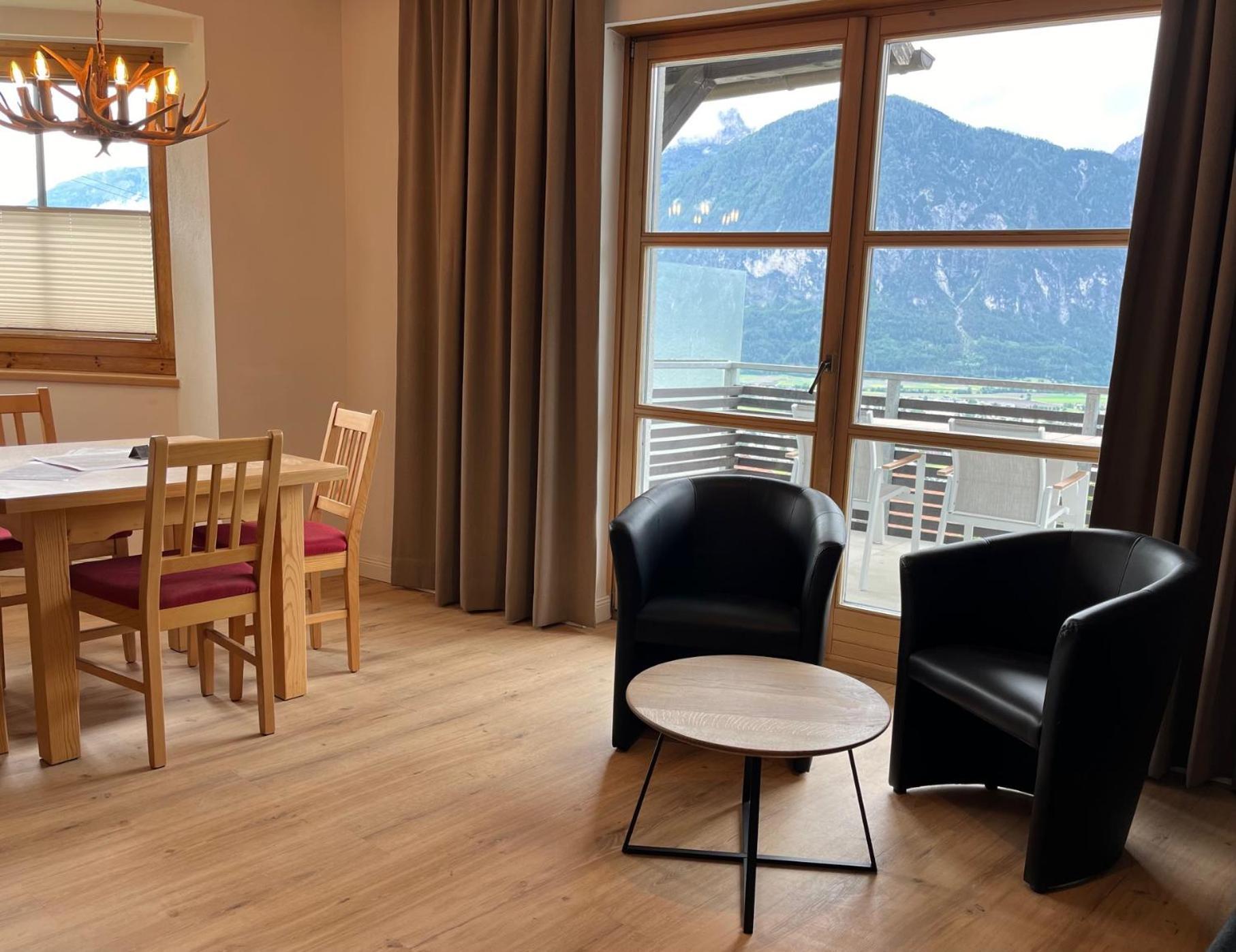 Sun Apartments - With Dolomiten Panorama Lienz Eksteriør billede